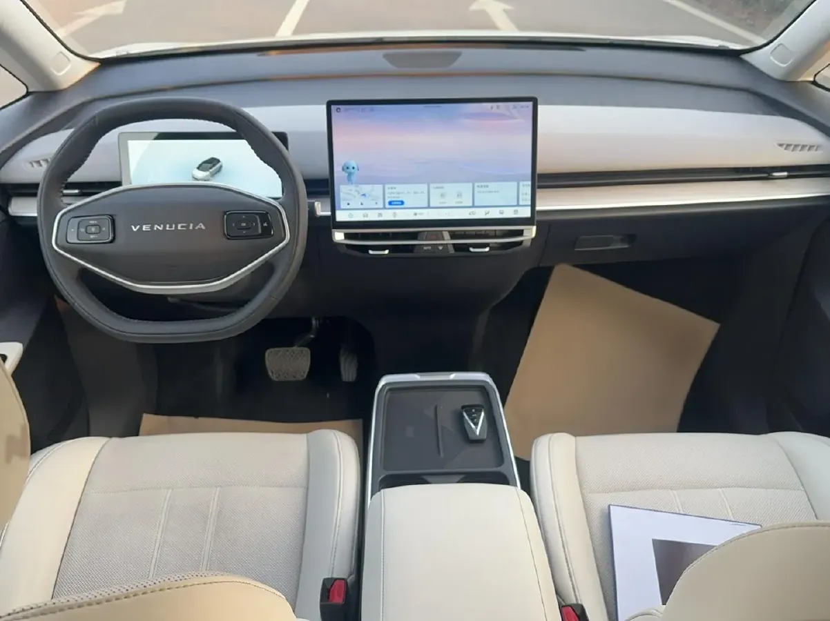 2023 Venucia VX6 BEV 62KWH,autocango,china used car exporter,china ev exporter,chinese used car exporter,chinese used ev exporter