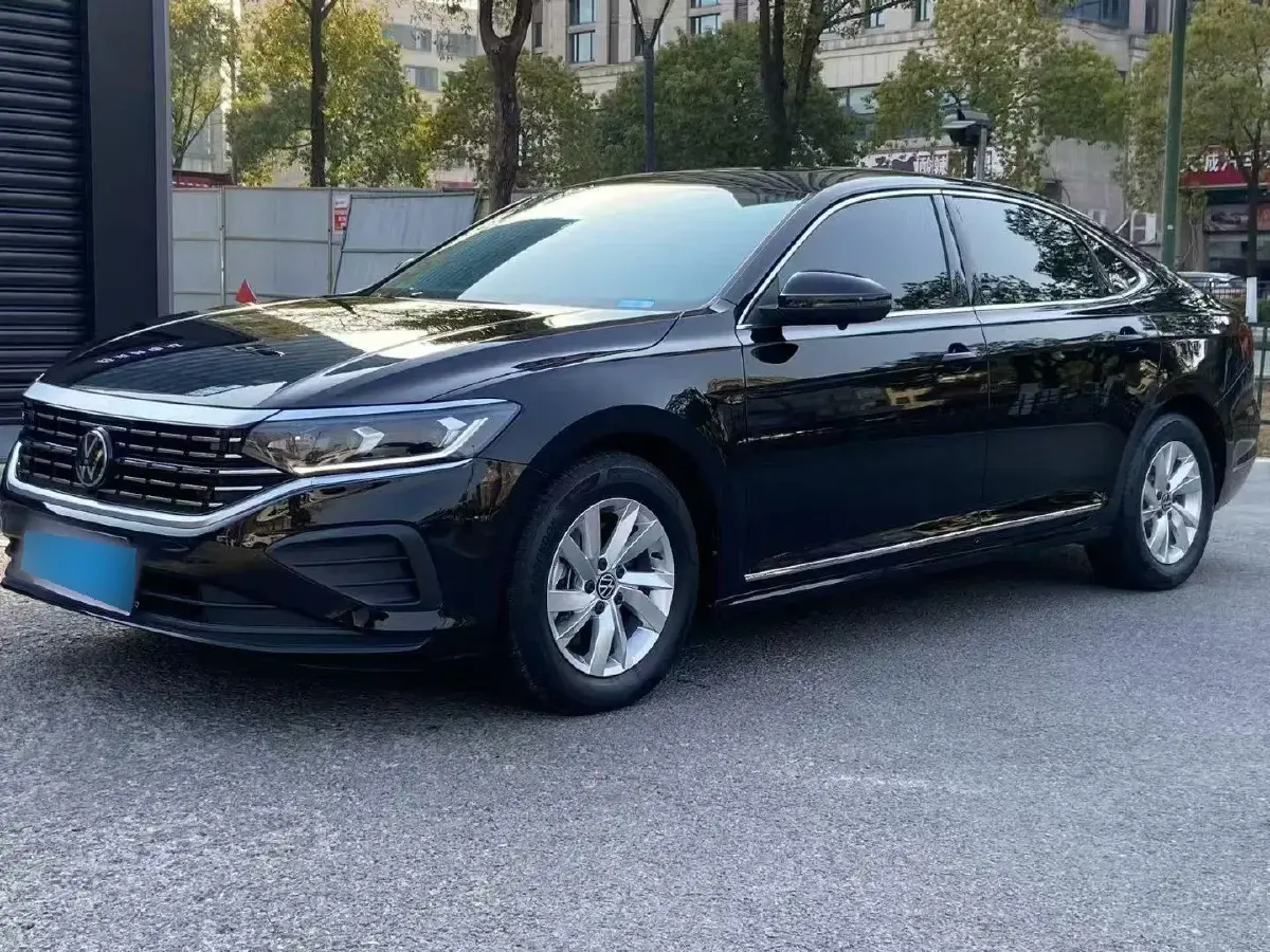 2024 Volkswagen Passat 1.4T 150HP L4 7DCT