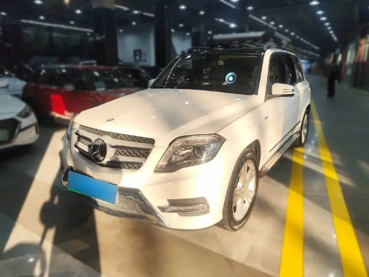 2015 Mercedes-Benz GLK Class 2.0T 211HP L4 7AT