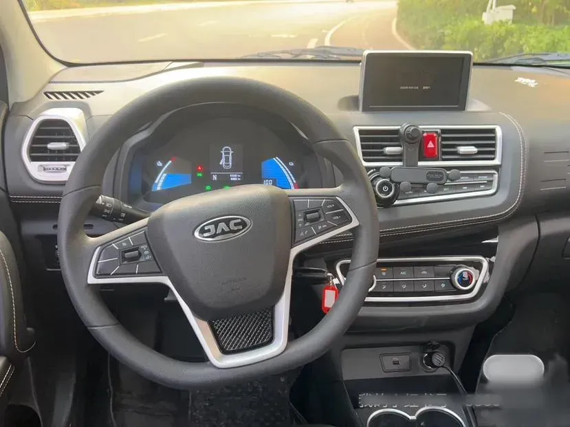 2019 JAC iEV6E BEV 34.9KWH,autocango,china used car exporter,china ev exporter,chinese used car exporter,chinese used ev exporter