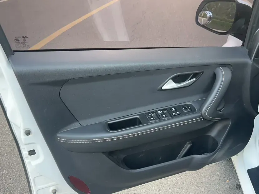 2019 JAC iEV6E BEV 34.9KWH,autocango,china used car exporter,china ev exporter,chinese used car exporter,chinese used ev exporter