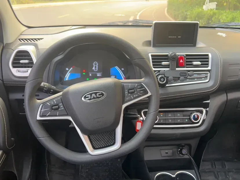 2019 JAC iEV6E BEV 34.9KWH,autocango,china used car exporter,china ev exporter,chinese used car exporter,chinese used ev exporter