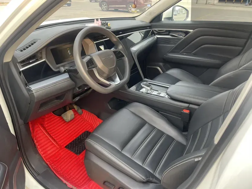 2020 Venucia Star 1.5T 190HP L4 7DCT,autocango,china used car exporter,china ev exporter,chinese used car exporter,chinese used ev exporter