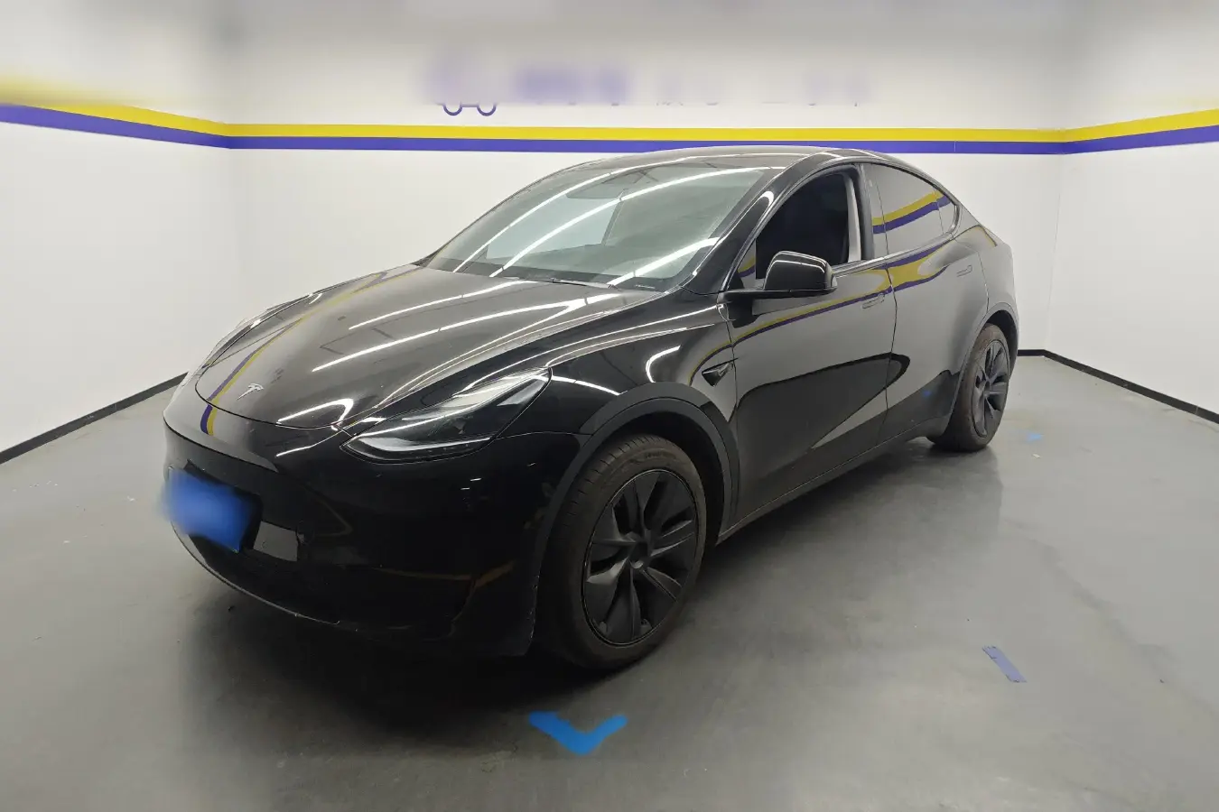 2023 Tesla Model Y BEV 60KWH