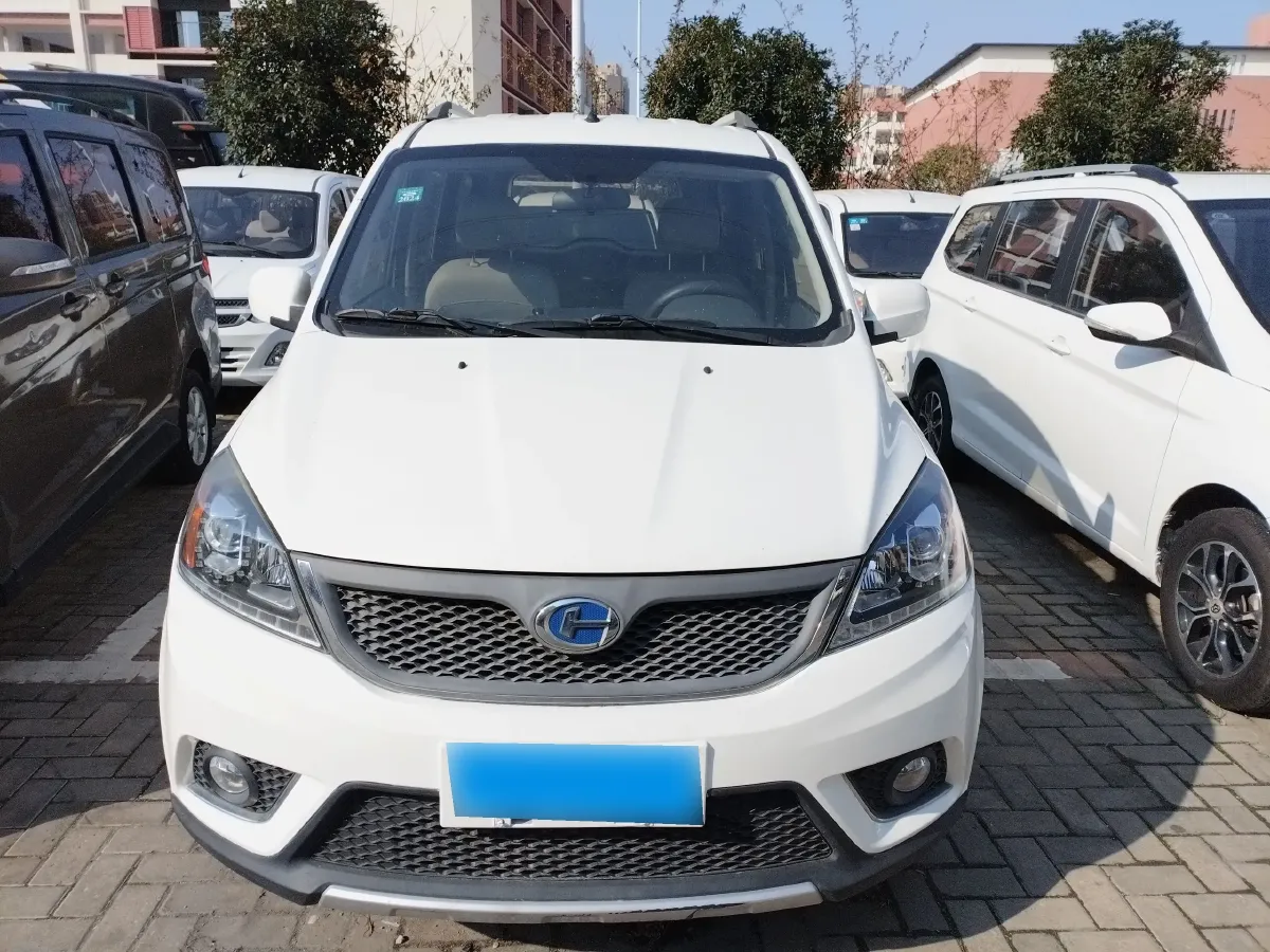 2015 BAIC ChangHe M50S 1.5L 116HP L4 5MT,autocango,china used car exporter,china ev exporter,chinese used car exporter,chinese used ev exporter
