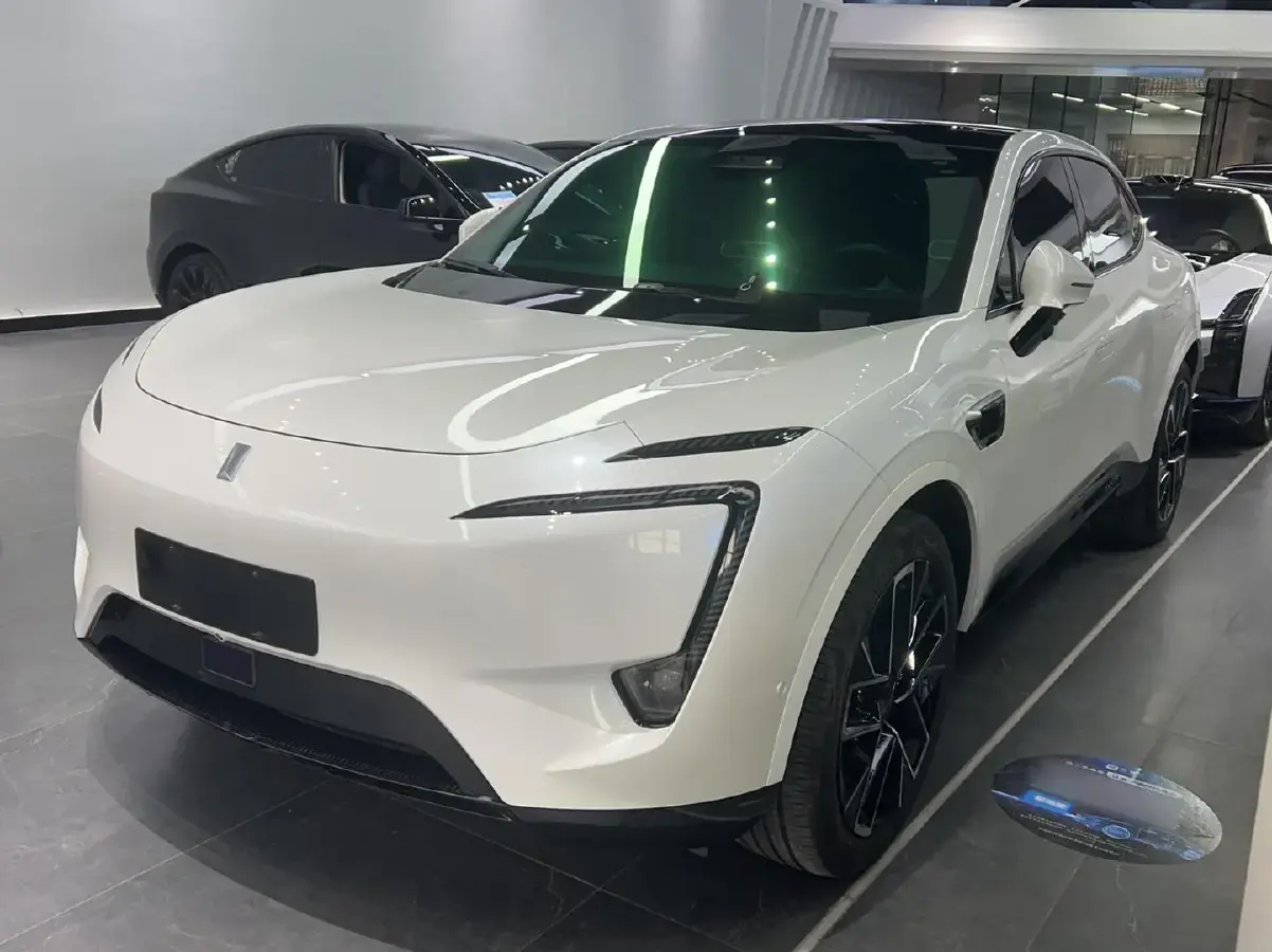 2023 Avatr 11 BEV 90KWH