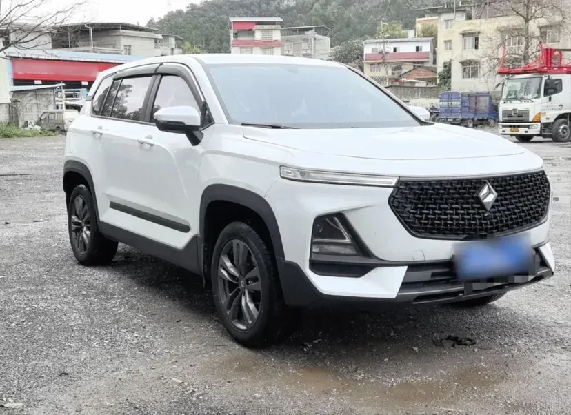 2019 BaoJun RS-5 1.5T 147HP L4 6MT,autocango,china used car exporter,china ev exporter,chinese used car exporter,chinese used ev exporter