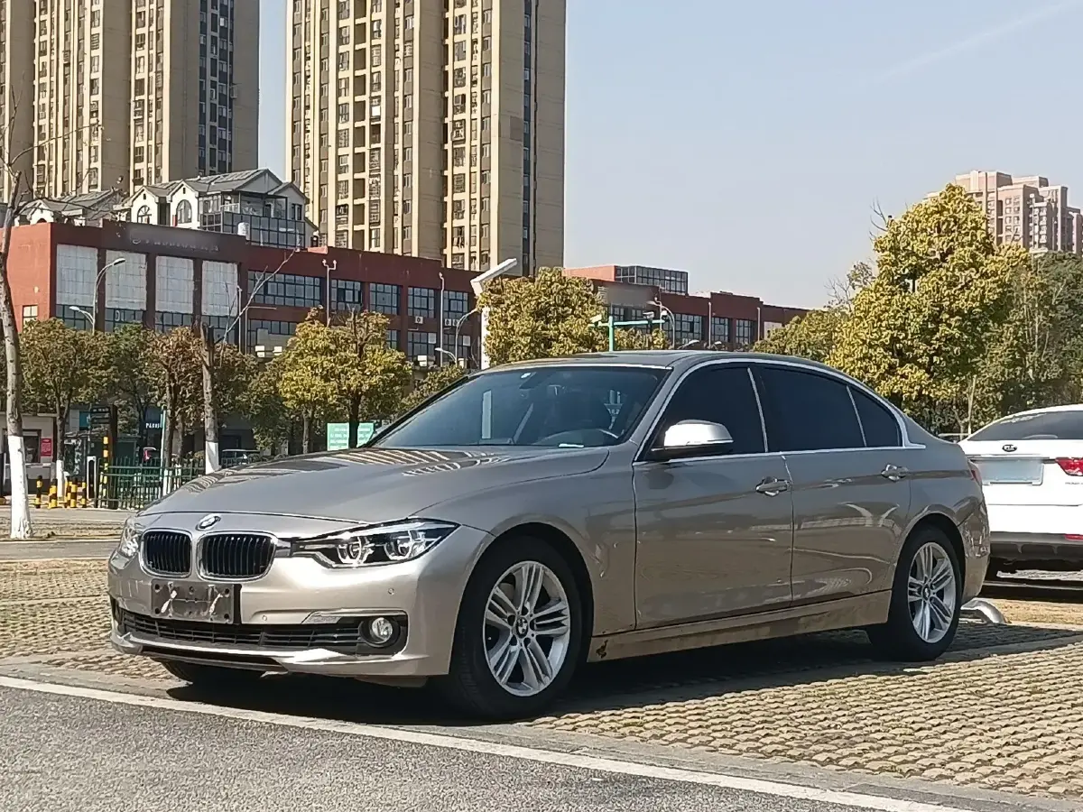 2017 BMW 3 Series 2.0T 184HP L4 8AT