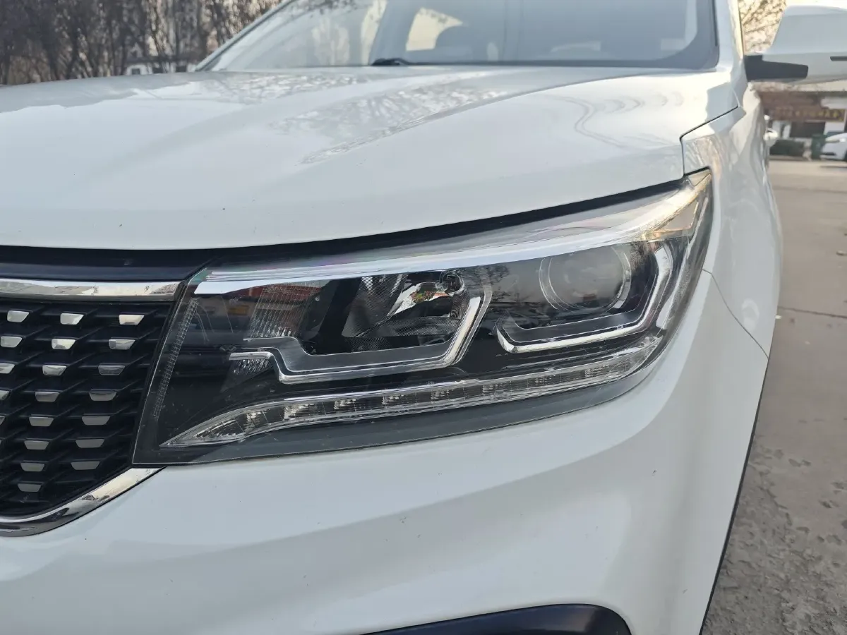 2017 DongFeng Forthing Joyear X5 1.6L 122HP L4 5MT,autocango,china used car exporter,china ev exporter,chinese used car exporter,chinese used ev exporter