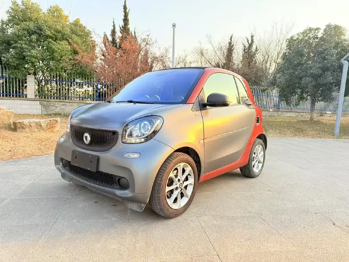 2015 Smart smart fortwo 1.0L 71HP L3 6DCT