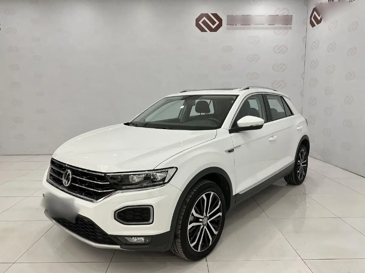 2020 Volkswagen T-Roc 1.4T 150HP L4 7DCT
