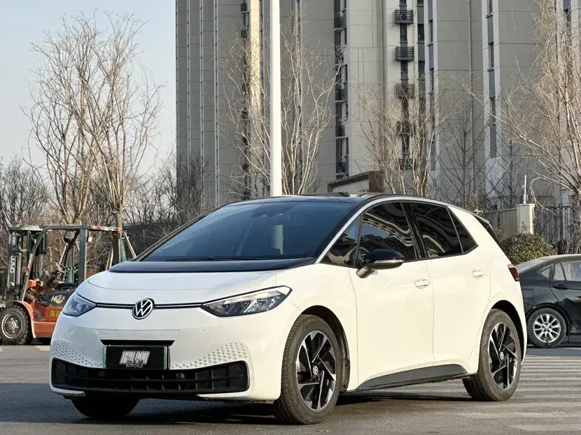 2024 Volkswagen ID.3 BEV 52.8KWH