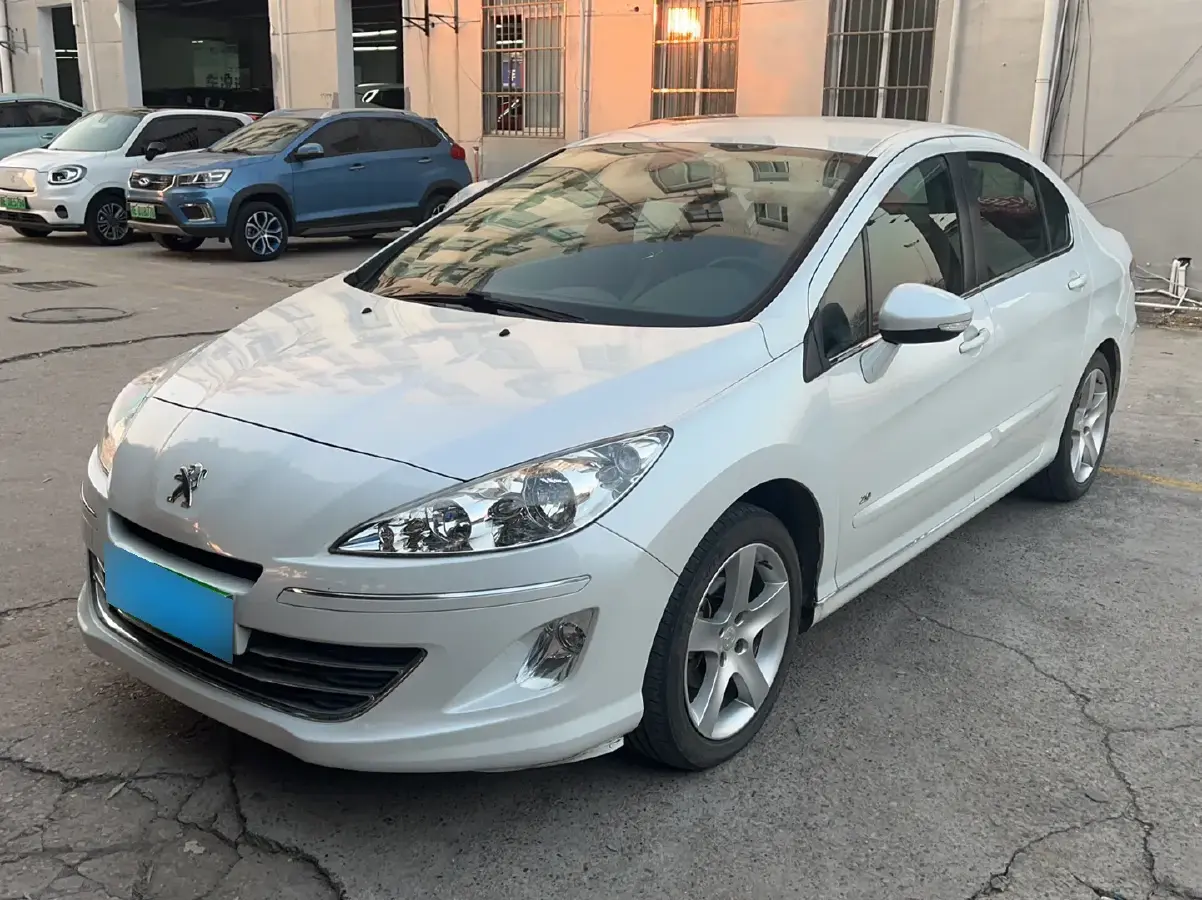 2013 Peugeot 408 2.0L 147HP L4 6AT