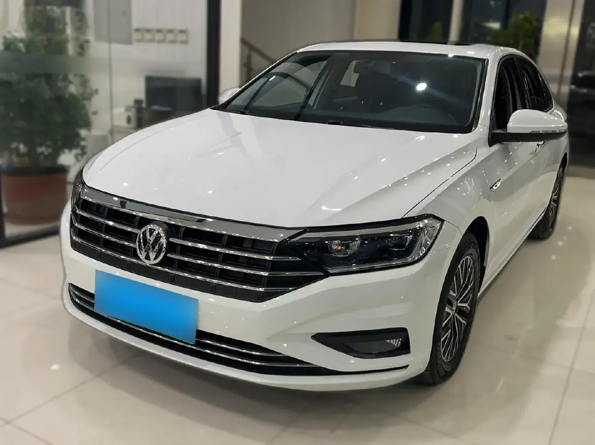 2021 Volkswagen Sagitar 1.4T 150HP L4 7DCT