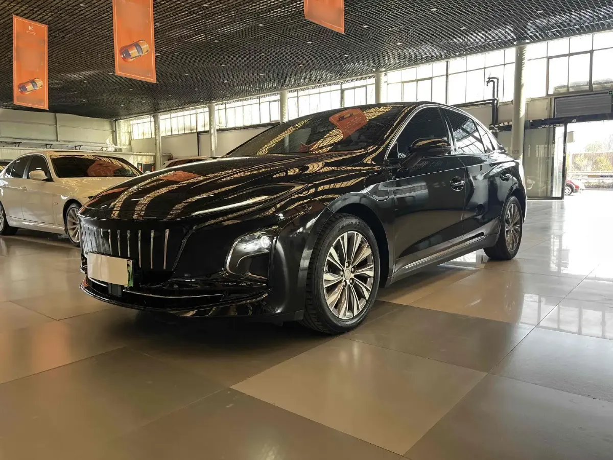 2022 HongQi E-QM5 BEV 54KWH