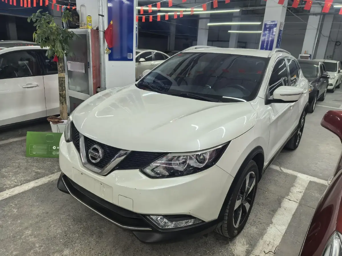 2017 Nissan Qashqai 2.0L 150HP L4 CVT