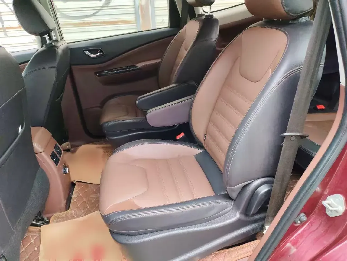 2016 DongFeng Forthing SX6 1.6L 122HP L4 5MT,autocango,china used car exporter,china ev exporter,chinese used car exporter,chinese used ev exporter