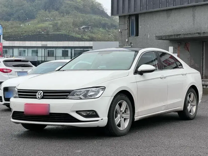2018 Volkswagen Lamando 1.4T 131HP L4 7DCT