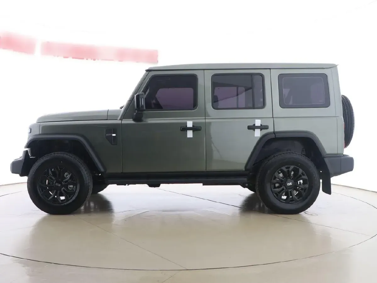 2024 212 212 T01 2.0T 252HP L4 8AT,autocango,china used car exporter,china ev exporter,chinese used car exporter,chinese used ev exporter