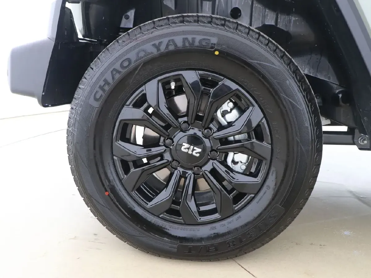 2024 212 212 T01 2.0T 252HP L4 8AT,autocango,china used car exporter,china ev exporter,chinese used car exporter,chinese used ev exporter