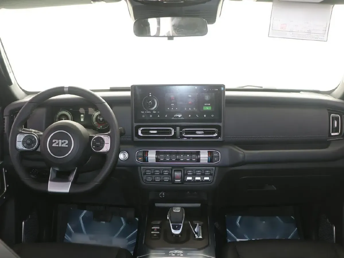 2024 212 212 T01 2.0T 252HP L4 8AT,autocango,china used car exporter,china ev exporter,chinese used car exporter,chinese used ev exporter