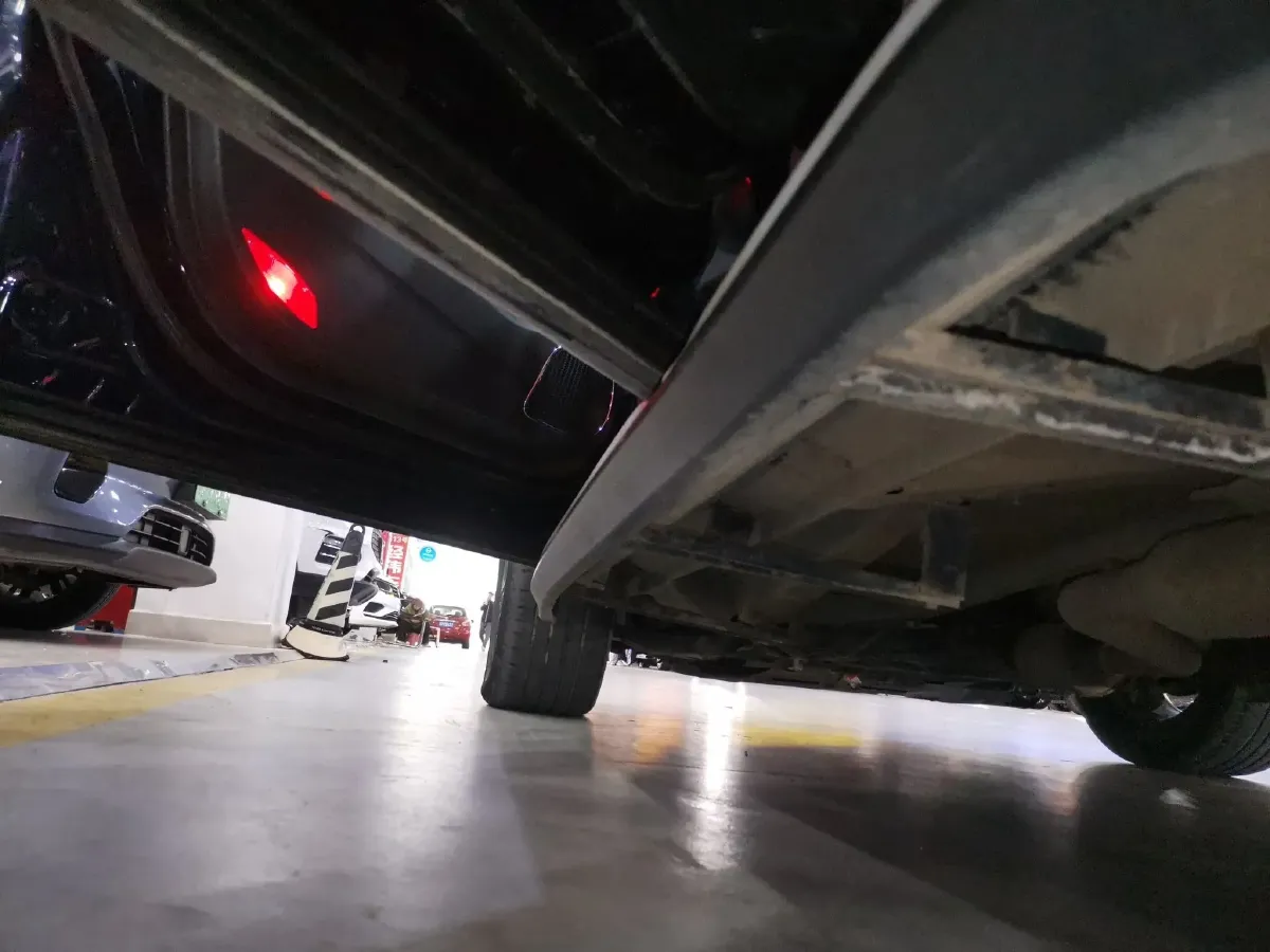 2017 Leopaard CS10 2.0T 177HP L4 6DCT,autocango,china used car exporter,china ev exporter,chinese used car exporter,chinese used ev exporter