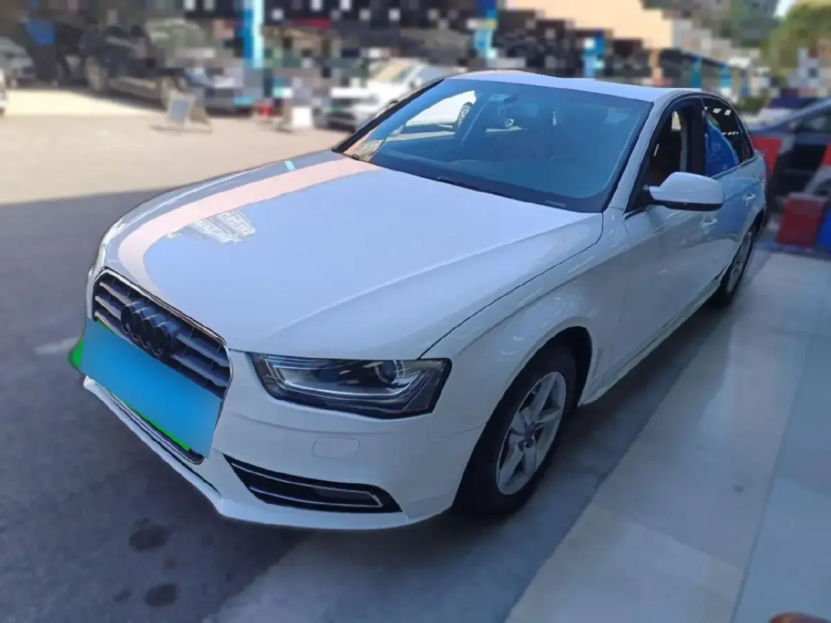 2015 Audi A4L 1.8T 160HP L4 CVT