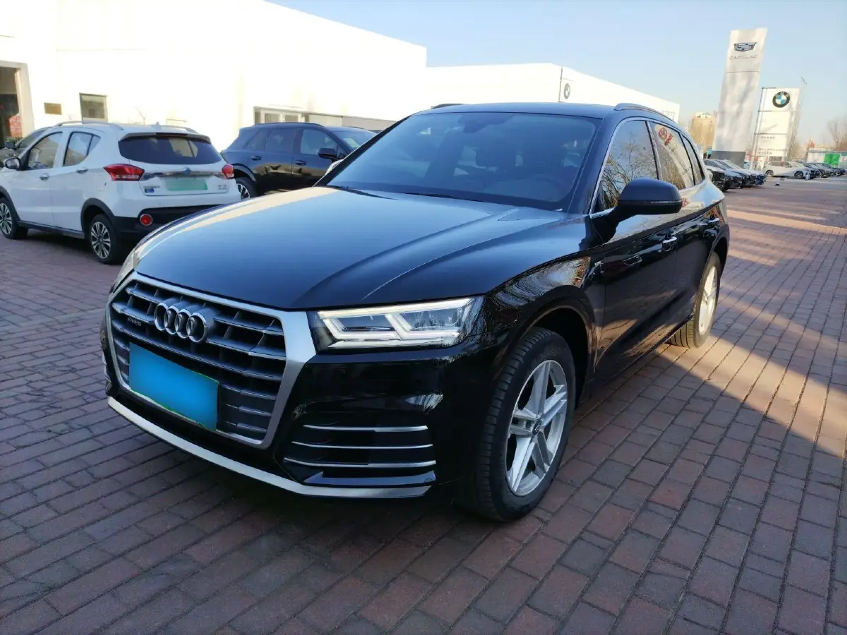 2020 Audi Q5L 2.0T 190HP L4 7DCT