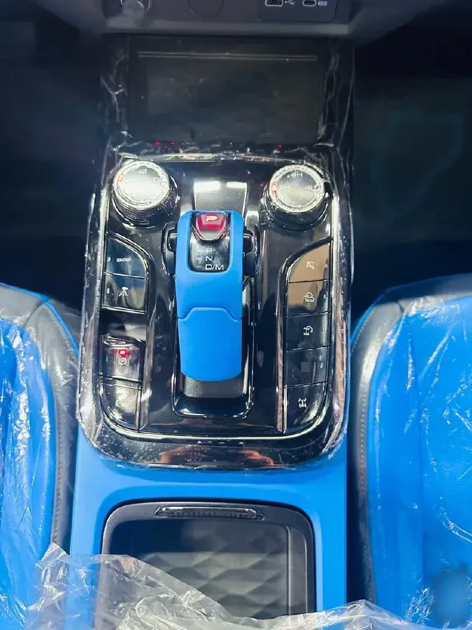 2023 Cyberspace 300 2.0T 227HP L4 8AT,autocango,china used car exporter,china ev exporter,chinese used car exporter,chinese used ev exporter