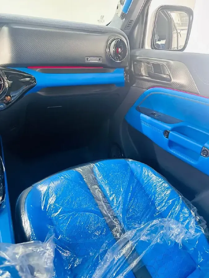 2023 Cyberspace 300 2.0T 227HP L4 8AT,autocango,china used car exporter,china ev exporter,chinese used car exporter,chinese used ev exporter