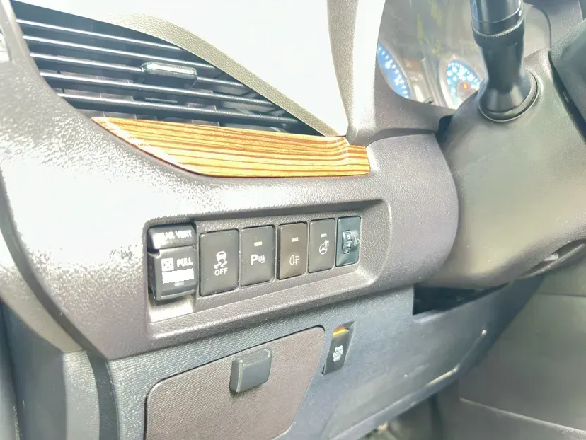 2006 Toyota RAV4 3.5L 268HP V6 5AT,autocango,china used car exporter,china ev exporter,chinese used car exporter,chinese used ev exporter