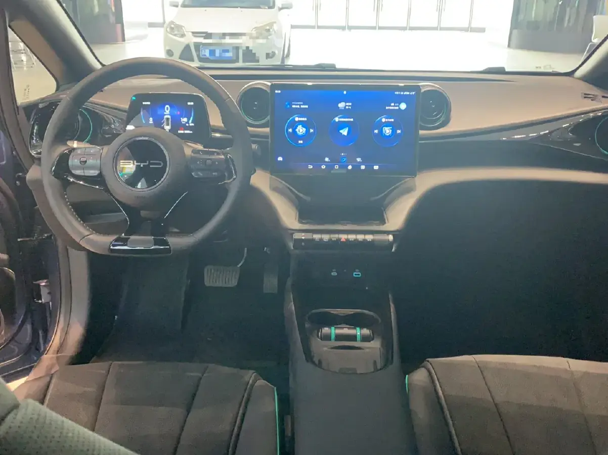 2024 BYD Dolphin BEV 44.928KWH,autocango,china used car exporter,china ev exporter,chinese used car exporter,chinese used ev exporter