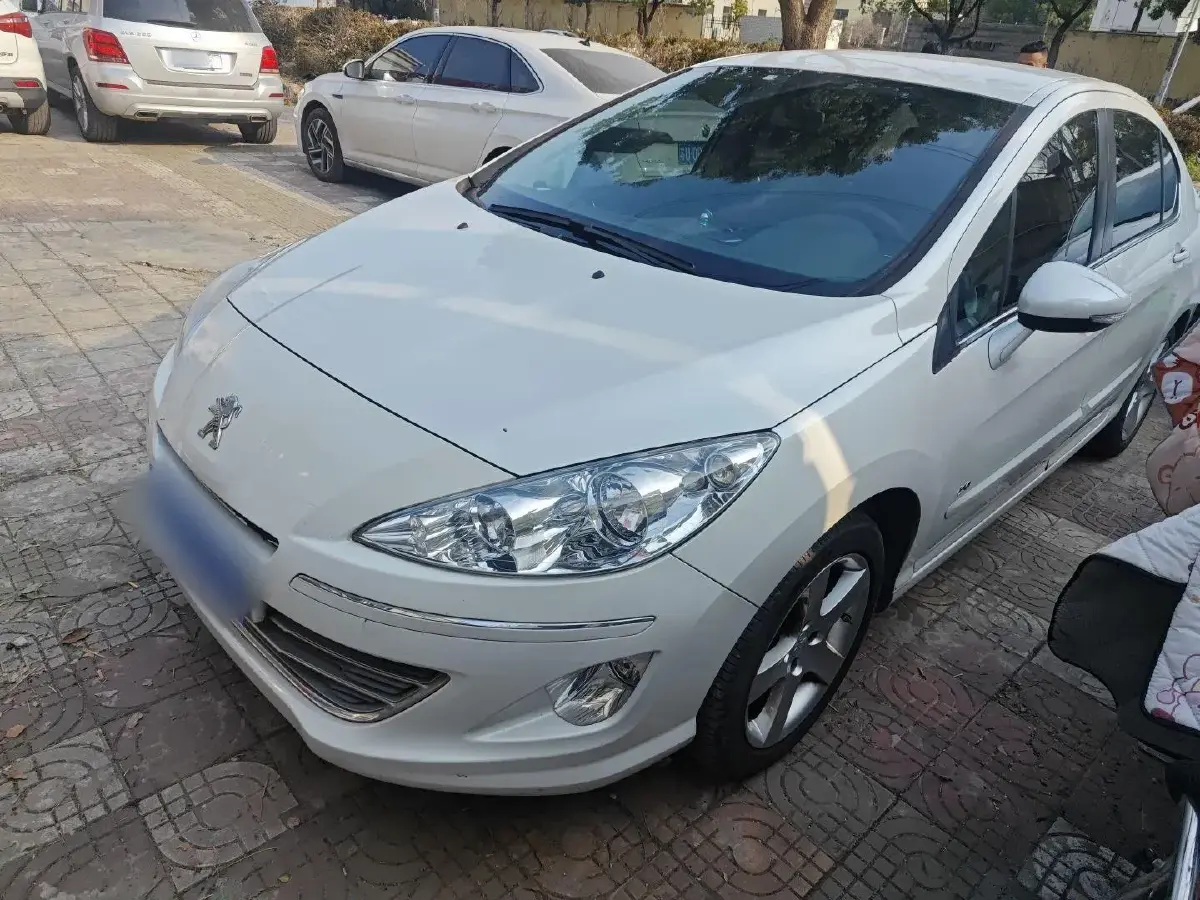 2013 Peugeot 408 2.0L 147HP L4 6AT