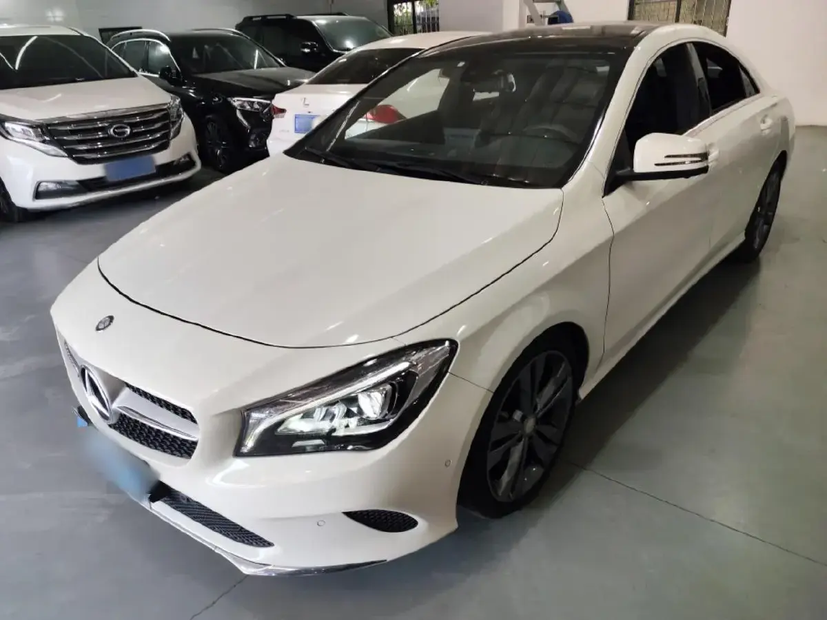 2016 Mercedes-Benz CLA Class 1.6T 156HP L4 7DCT