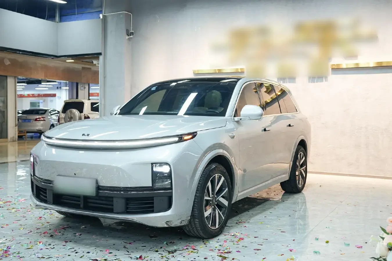 2023 Li L8 Range Extended 154HP REEV 40.9KWH