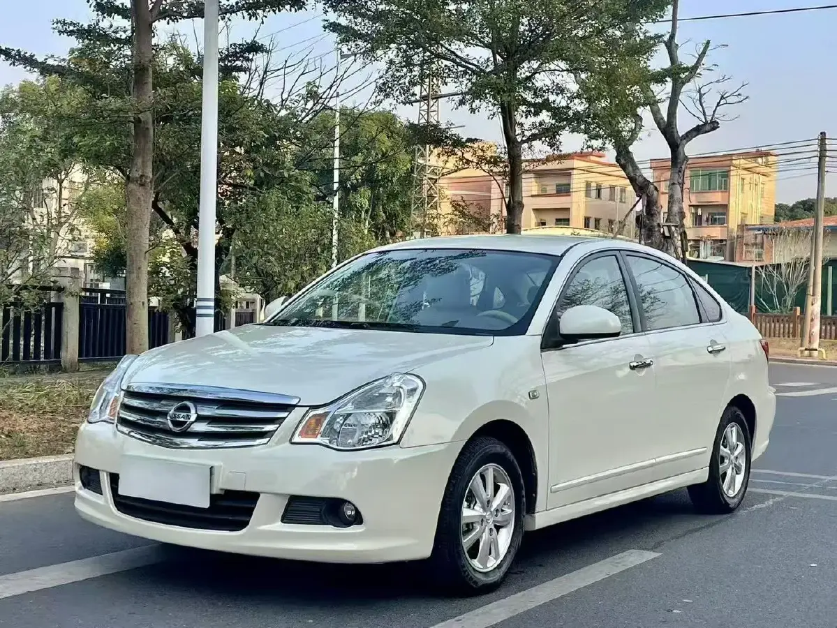 2012 Nissan Sylphy 1.6L 117HP L4 4AT