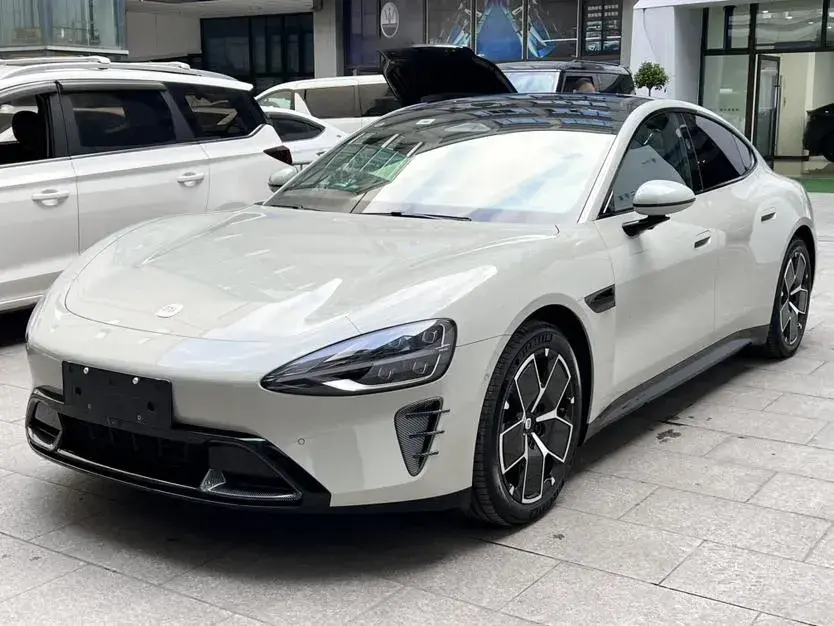 2024 MI SU7 BEV 73.6KWH