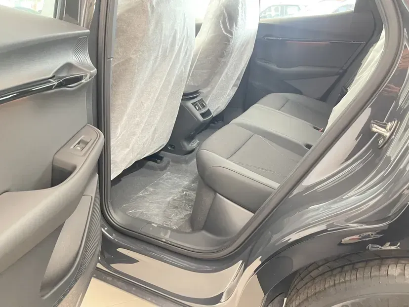 2024 Volkswagen ID.UNYX BEV 82.4KWH,autocango,china used car exporter,china ev exporter,chinese used car exporter,chinese used ev exporter