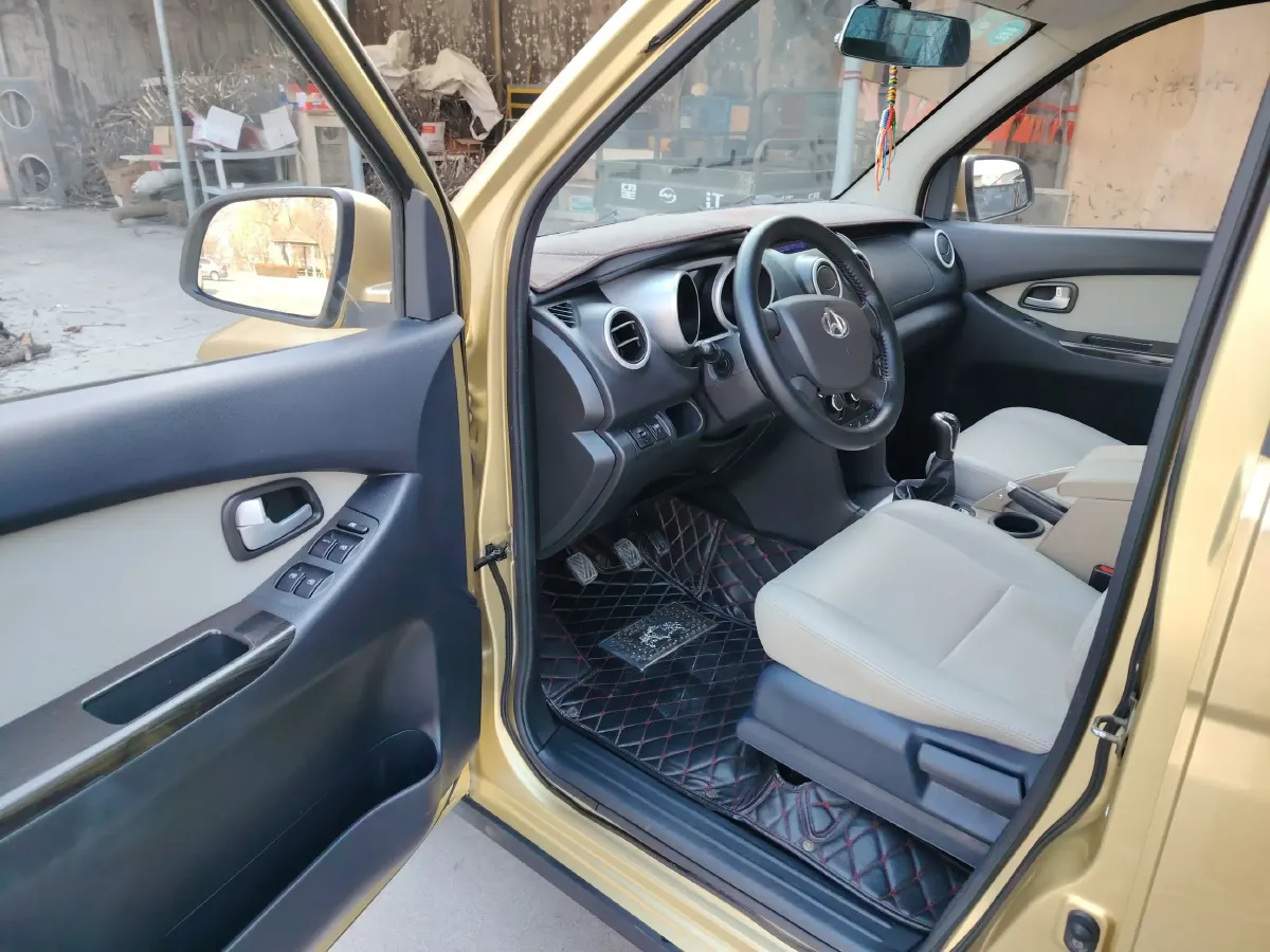 2015 ChangAn Kaicene Honor S 1.5L 106HP L4 5MT,autocango,china used car exporter,china ev exporter,chinese used car exporter,chinese used ev exporter