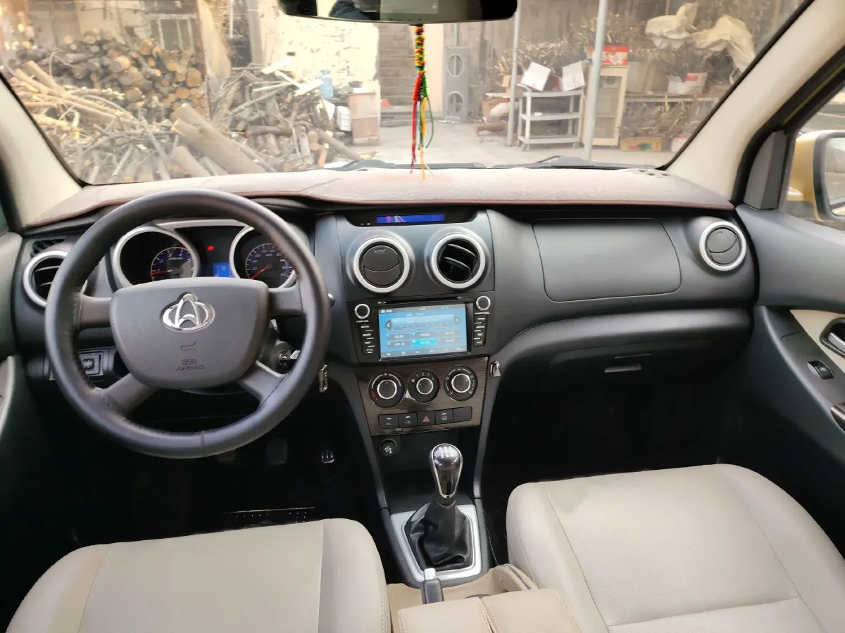 2015 ChangAn Kaicene Honor S 1.5L 106HP L4 5MT,autocango,china used car exporter,china ev exporter,chinese used car exporter,chinese used ev exporter