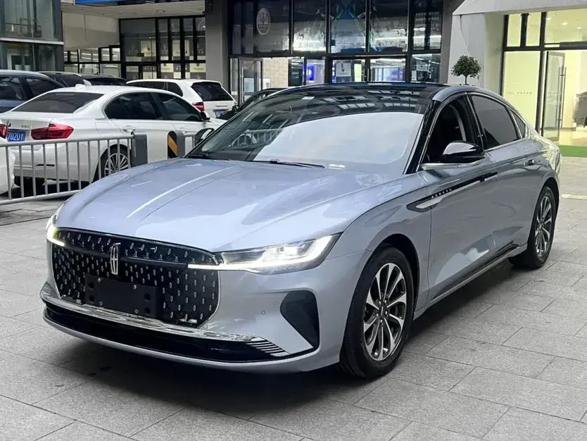 2024 Lincoln Z 2.0T 261HP L4 8AT