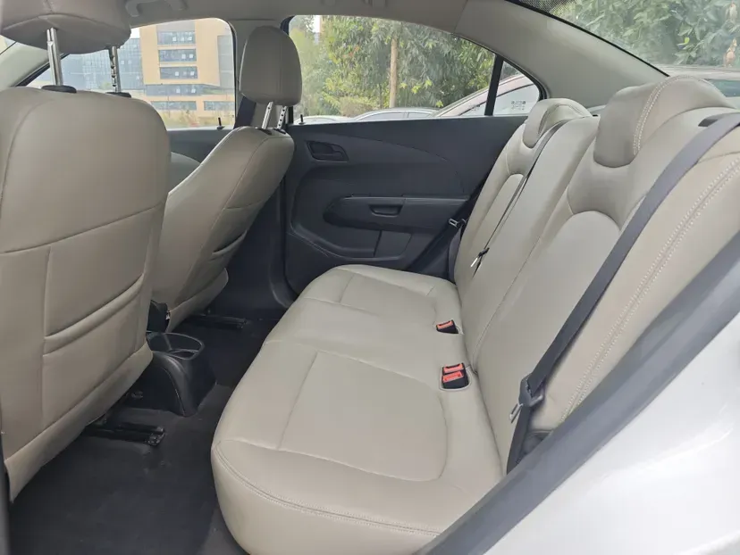 2014 Chevrolet Aveo 1.4L 103HP L4 5MT,autocango,china used car exporter,china ev exporter,chinese used car exporter,chinese used ev exporter