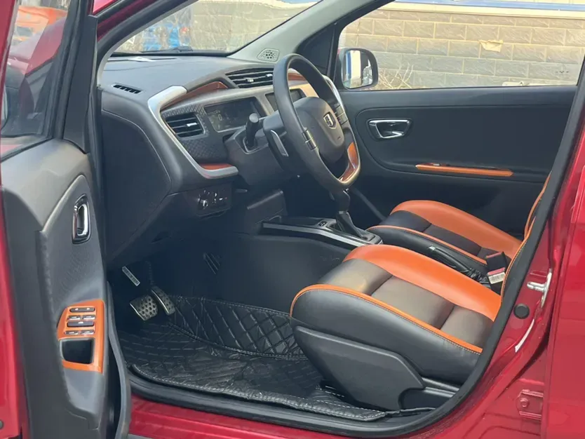 2017 Geely Vision X1 1.3L 88HP L4 4AT,autocango,china used car exporter,china ev exporter,chinese used car exporter,chinese used ev exporter