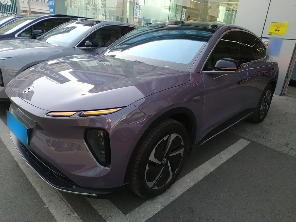2023 NIO EC6 BEV 75KWH