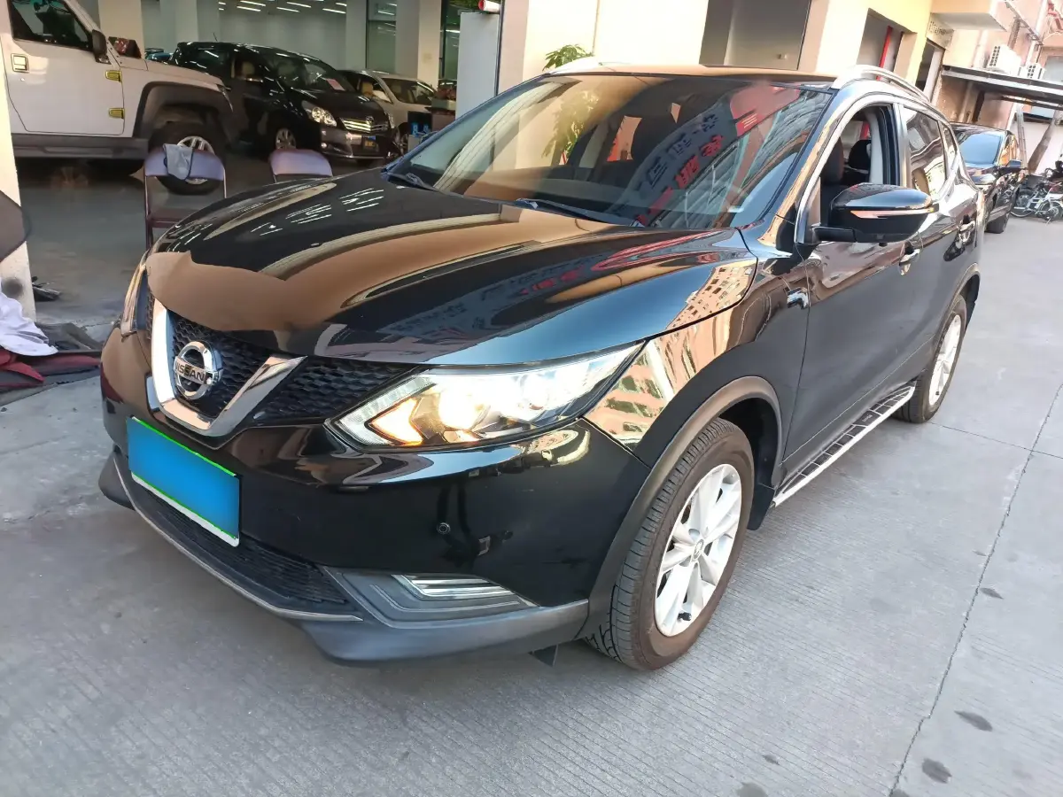 2017 Nissan Qashqai 1.2T 117HP L4 CVT