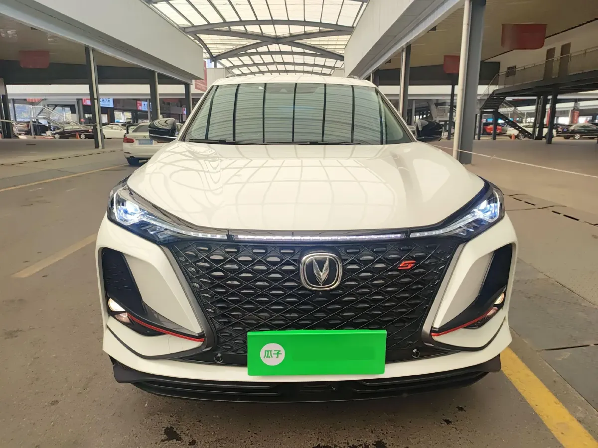 2020 ChangAn CS75 Plus 2.0T 233HP L4 8AT,autocango,china used car exporter,china ev exporter,chinese used car exporter,chinese used ev exporter