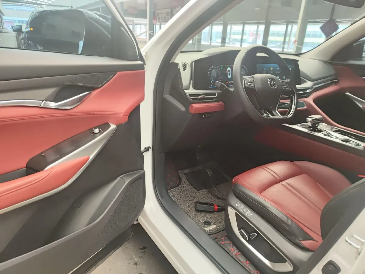 2020 ChangAn CS75 Plus 2.0T 233HP L4 8AT,autocango,china used car exporter,china ev exporter,chinese used car exporter,chinese used ev exporter