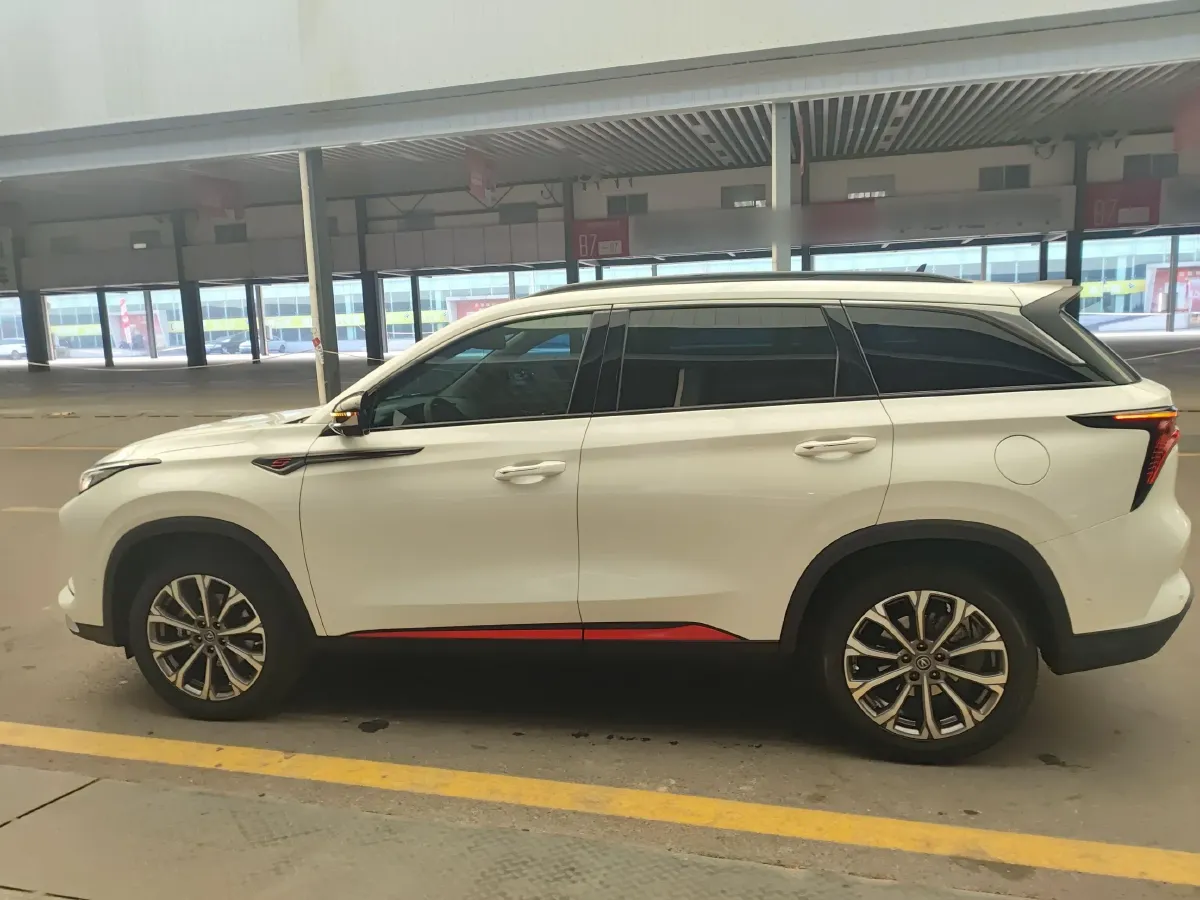 2020 ChangAn CS75 Plus 2.0T 233HP L4 8AT,autocango,china used car exporter,china ev exporter,chinese used car exporter,chinese used ev exporter