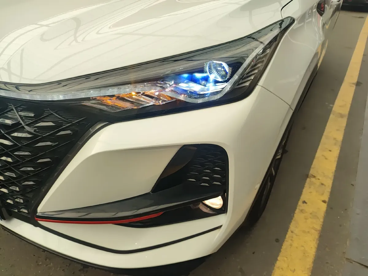 2020 ChangAn CS75 Plus 2.0T 233HP L4 8AT,autocango,china used car exporter,china ev exporter,chinese used car exporter,chinese used ev exporter