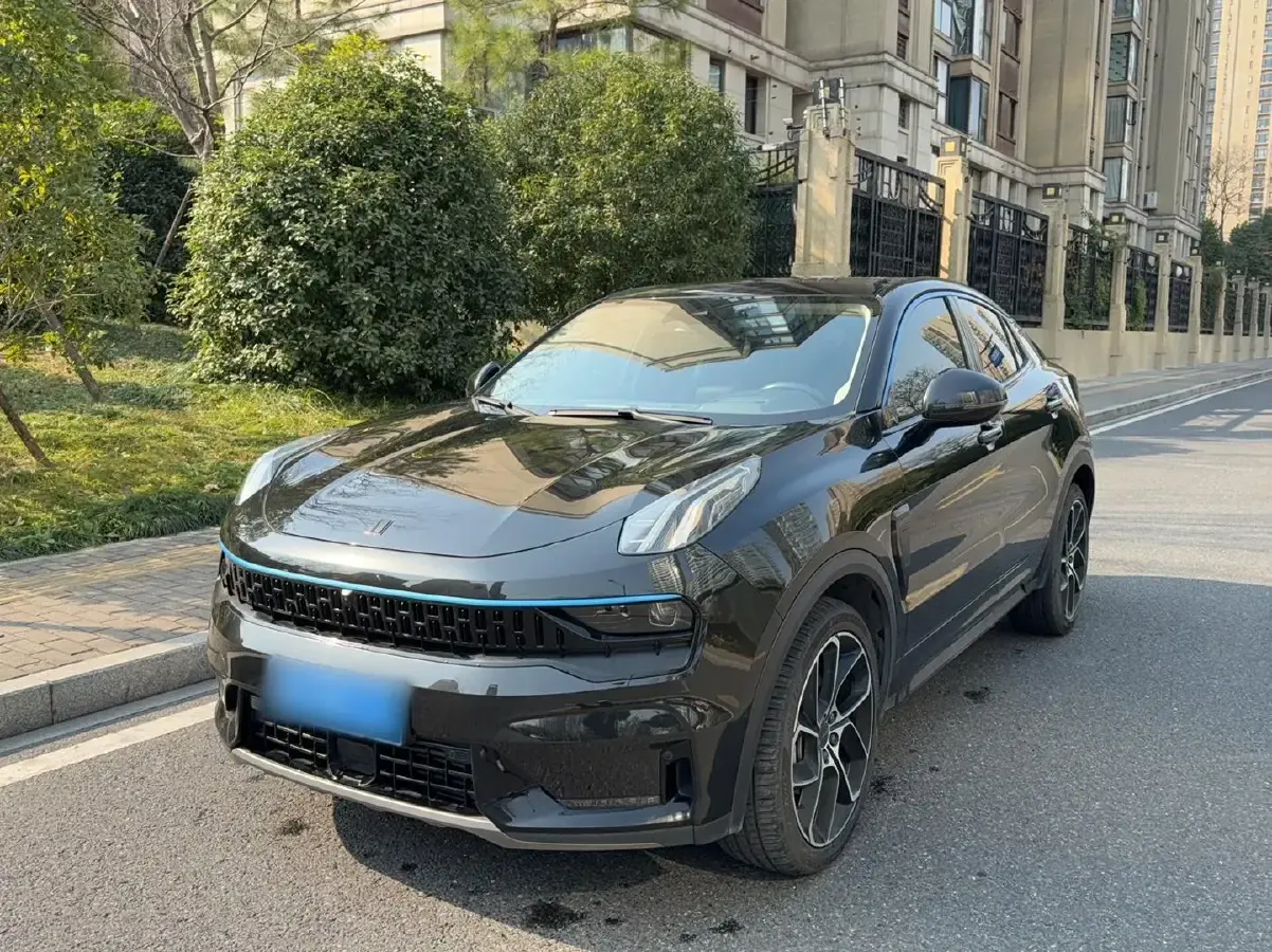 2020 LYNK&CO 05 2.0T 254HP L4 8AT
